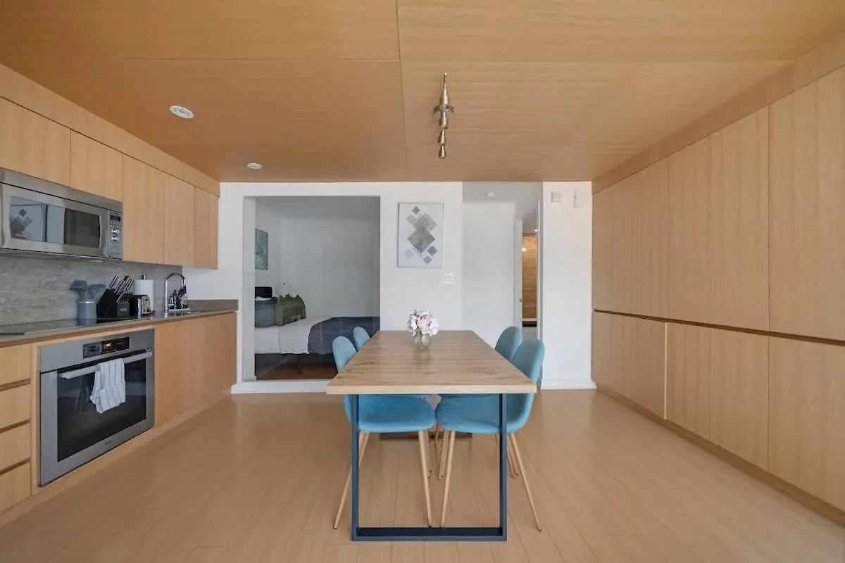 Spacious 5Br Haven Near To Top Attractions Toronto