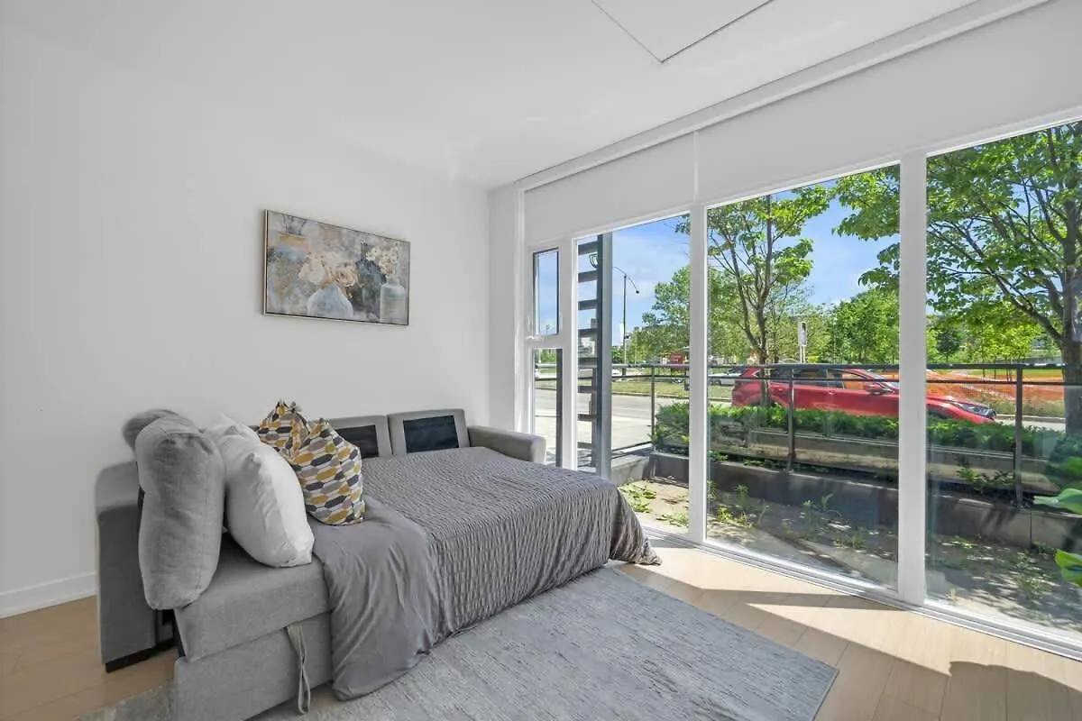 Spacious 5Br Haven Near To Top Attractions Toronto Apartment