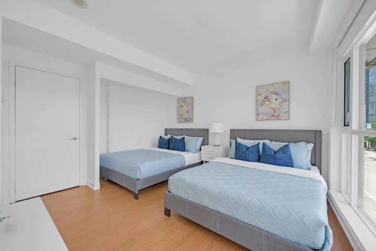 Spacious 5Br Haven Near To Top Attractions Toronto Apartment